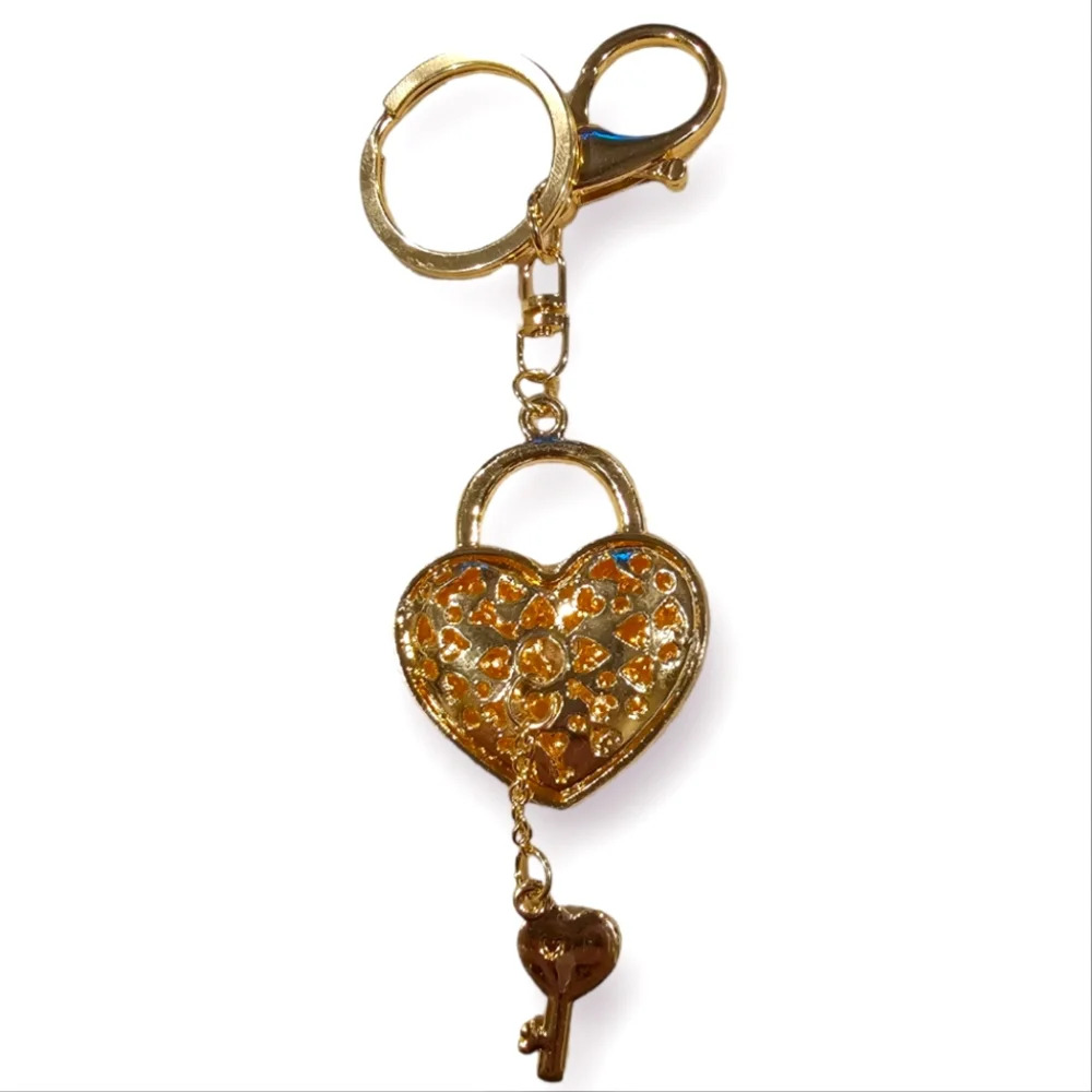 🚨Pink Rhinestone Heart Lock & Key Keychain - Picture 2 of 2